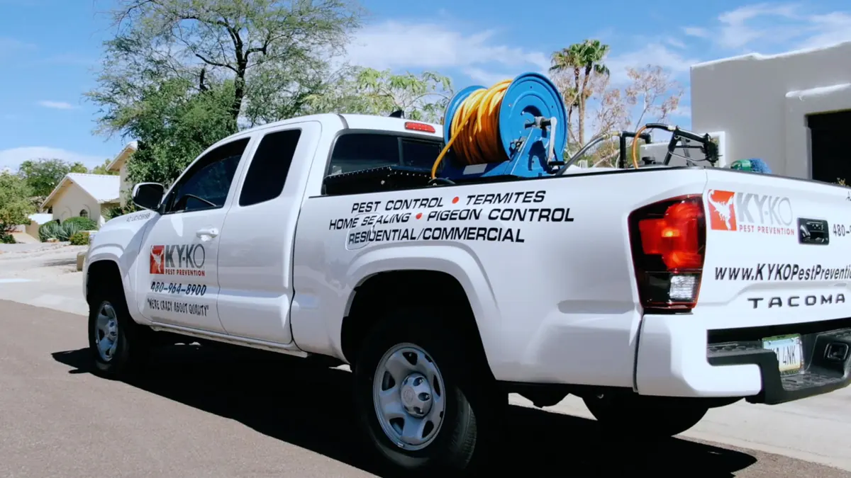 KY-KO Pest Prevention service truck