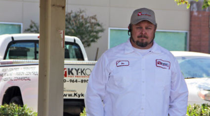 A member of our commercial pest control team arrives at the front door of this Mesa business, ready to help them with their pest control needs.